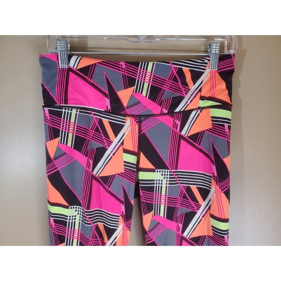 VSX Victoria's Secret Knockout Tight Leggings, Size M, RN 54867, CA 23226 - Picture 3 of 9